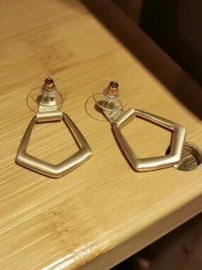 Kendra Scott Stud Earrings